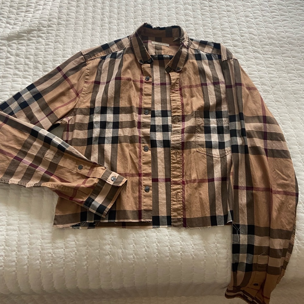 Cropped Raw Hem Small Burberry Shirt